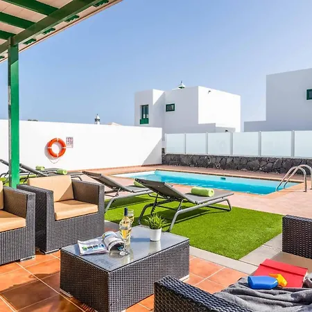 Fula Playa Blanca (Lanzarote)